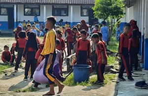 Wujudkan Lingkungan Bersih dan Nyaman, SDN 1 Batu Ampar Laksanakan Kerja Bakti