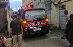 Jenazah Mang Emon Dikebumikan di Kuningan, Warga dan Netizen Berduka