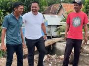Tak Kenal Libur, Wabup OKI Tinjau Langsung Jalan Rusak di SP Padang dan Pampangan