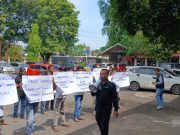 SPM Sumsel Gelar Aksi Damai di Kejari dan Disdik OKI, Soroti Dugaan Pungli Aplikasi Sekolah