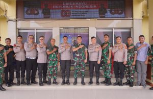 Sinergi TNI–Polri, Danbrigif 8/GC Sambangi Mapolres OKI