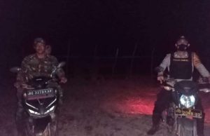 Malam Tanpa Cemas, Babinsa Temani Warga Patroli Siskamling