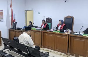 JPU Tuntut Samsul 5,5 Tahun Penjara atas Dugaan Korupsi Dana Desa Lirik