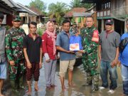 Kodim 0402/OKI Distribusikan Bantuan Sembako untuk Korban Banjir di Lempuing dan Mesuji