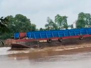 Diduga Belum Kantongi Izin, Tongkang Batubara Melintas di Sungai Musi