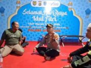 Pemudik Motor Asal Jambi Singgah di Pos Pam Lempuing, Polres OKI Berikan Pelayanan dan Imbauan Keselamatan