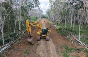 Satgas TMMD Kodim 0402/OKI Percepat Pembukaan Jalan Baru di Pematang Sukatani