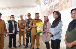 Gelar Pasar Murah, Pemkab OKI Intervensi Harga Sembako Jelang Idul Adha