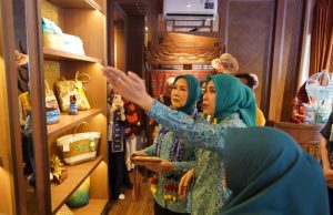 Galeri Dekranasda OKI, Ruang Baru Menikmati Wastra dan Kriya Lokal