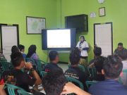 Sehat Bersama TMMD, Satgas Kodim 0402/OKI Berikan Penyuluhan Kesehatan kepada Warga