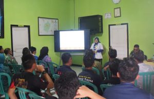 Sehat Bersama TMMD, Satgas Kodim 0402/OKI Berikan Penyuluhan Kesehatan kepada Warga