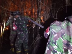 Berjuang Hingga Malam, Babinsa dan BPBD Jinakkan Karhutla 1 Hektare di Ogan Ilir